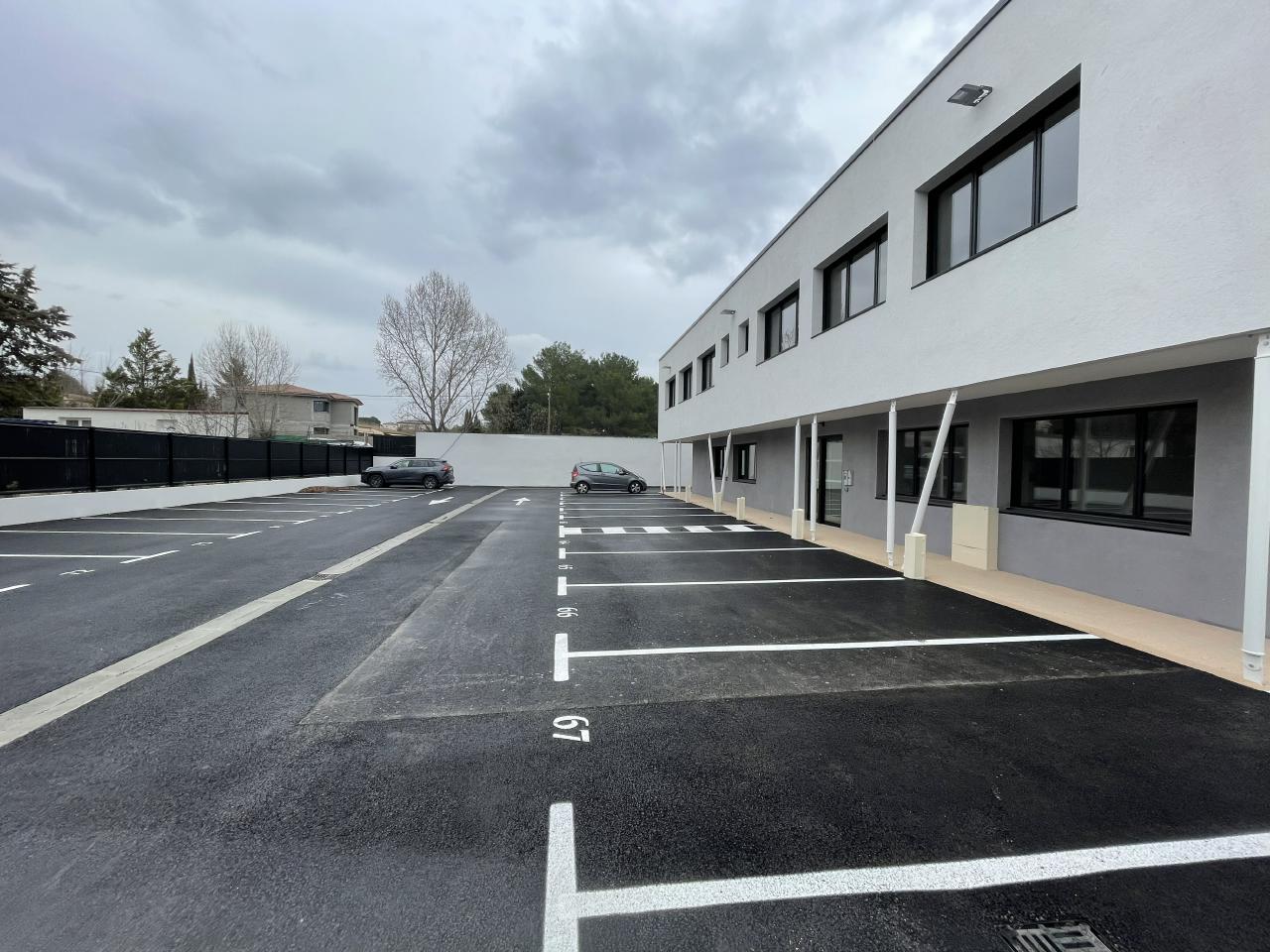 Bureau Éguilles 829m² Location bureau Éguilles Bouches-du-Rhône OLBUR2311990 15